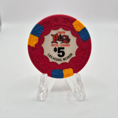 Union Plaza Hotel Casino Las Vegas Nevada 1980's $5 Casino Chip N2277 *Circulated