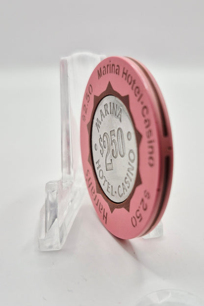 Harrah's Marina Hotel Casino Atlantic City New Jersey $2.50 Casino Chip