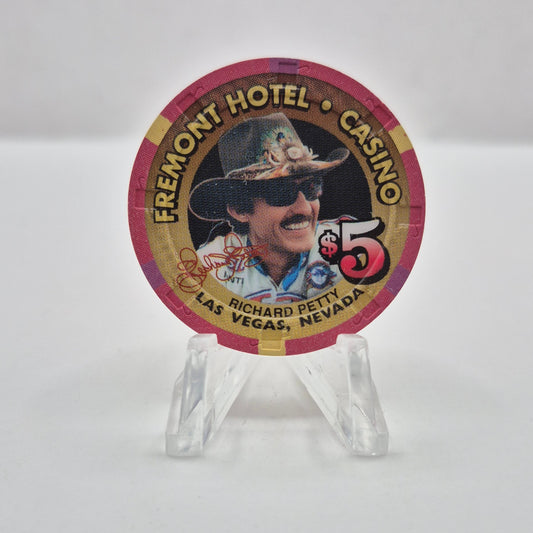 Fremont Hotel Casino Las Vegas Nevada 1999 $5 'Richard Petty' Casino Chip V2559