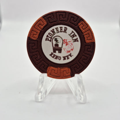 Pioneer Inn Reno Nevada 1973 $5 Casino Chip N6227 *circulated