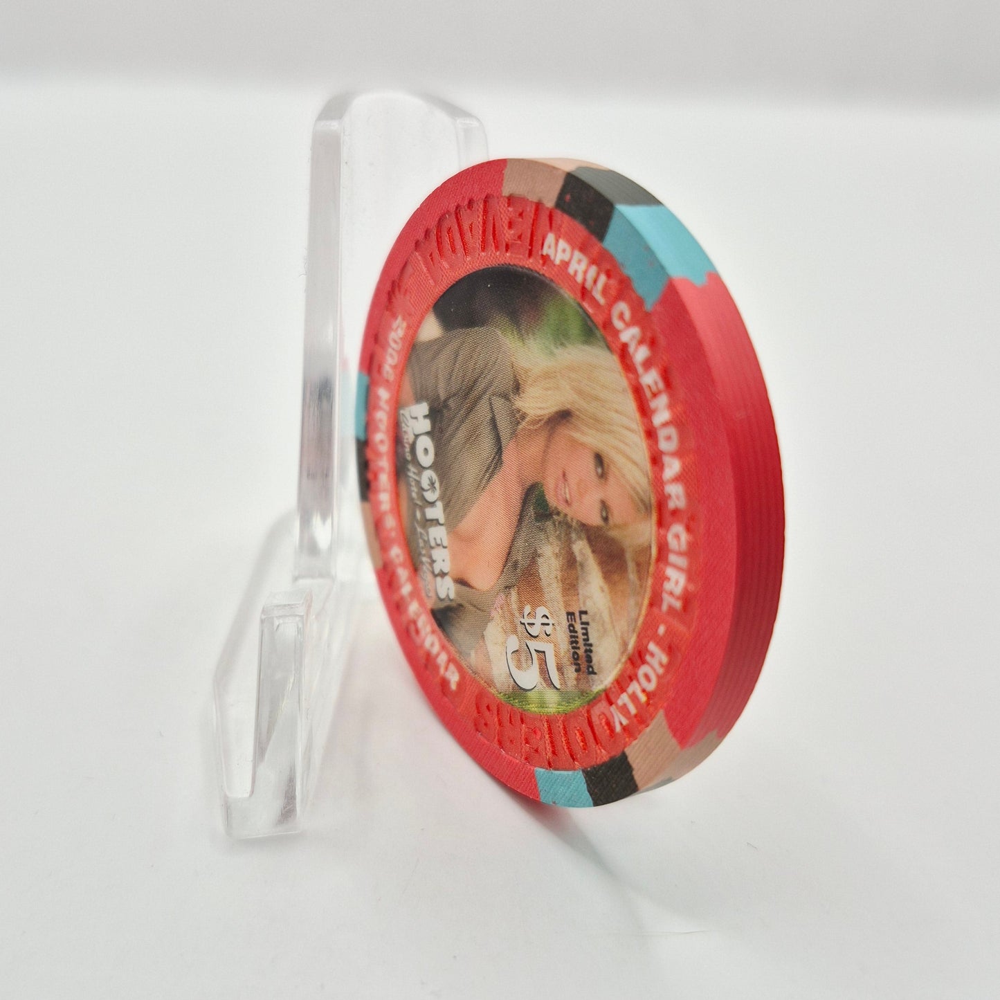 Hooters Hotel Casino Las Vegas Nevada 2006 'Miss April Calendar Girl Holly' $5 Casino Chip E5128