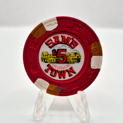 Sam's Town Hotel Casino Las Vegas Nevada 1985 $5 Casino chip N7818 *Circulated
