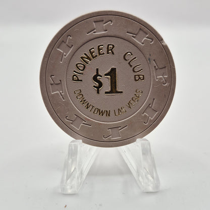 Pioneer Club Casino Las Vegas Nevada 1983 $1 Casino Chip N2892