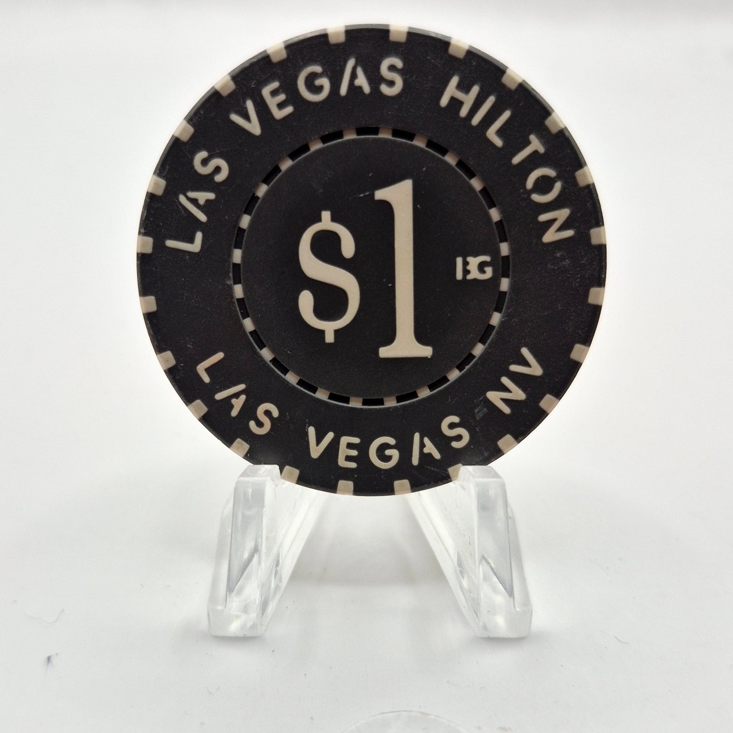 Las Vegas HiltonHotel Casino Las Vegas Nevada $1 Chip 2003 E1154