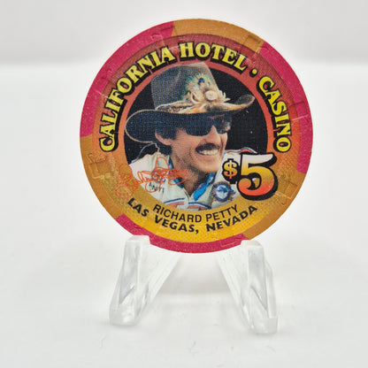 California Hotel Casino Las Vegas Nevada 1998 'Richard Petty' $5 Casino Chip N9428