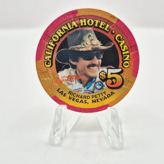 California Hotel Casino Las Vegas Nevada 1998 'Richard Petty' $5 Casino Chip N9428