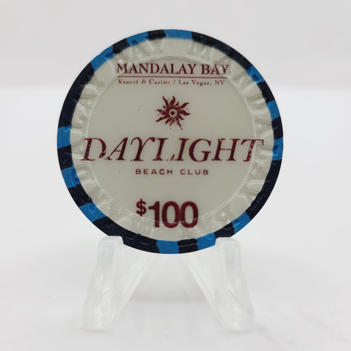 Mandalay Bay Hotel Casino Las Vegas Nevada 2013 "Daylight Beach Club" $100 Casino Chip D1652