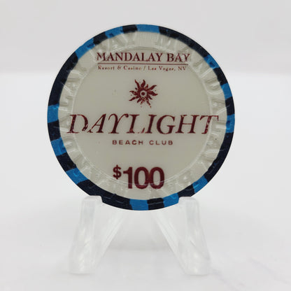 Mandalay Bay Hotel Casino Las Vegas Nevada 2013 "Daylight Beach Club" $100 Casino Chip D1652