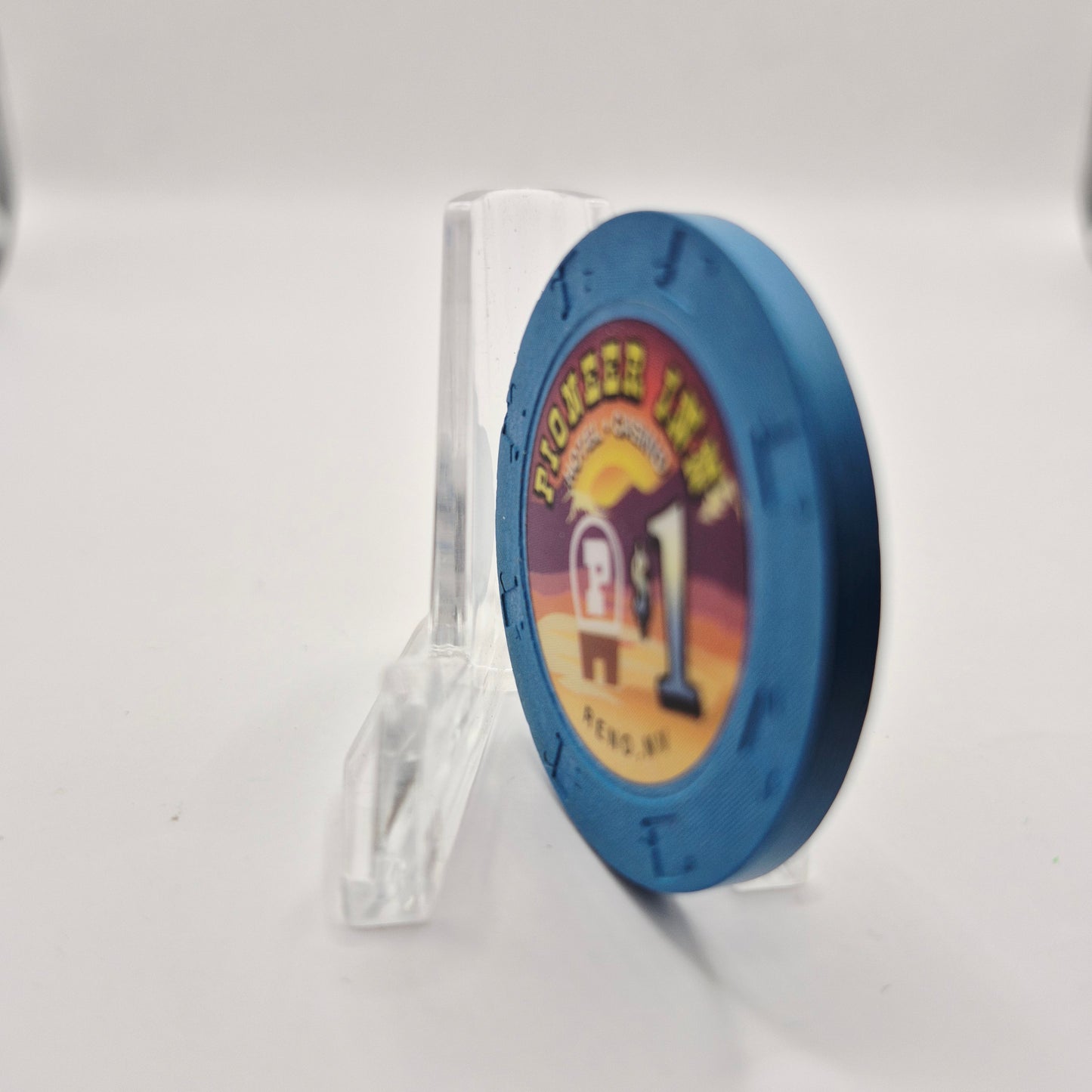 Pioneer Inn Casino Reno Nevada 1998 $1 Casino Chip V1309