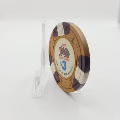 Union Plaza Hotel Casino 1975 "Good only on Maxi Baccarat" $3 Casino chip N2279