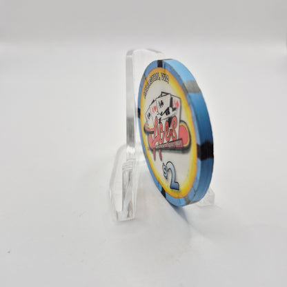 Aces Casino & Sports Bar Arlington Washington 'UNCIRCULATED' $2 Casino Chip