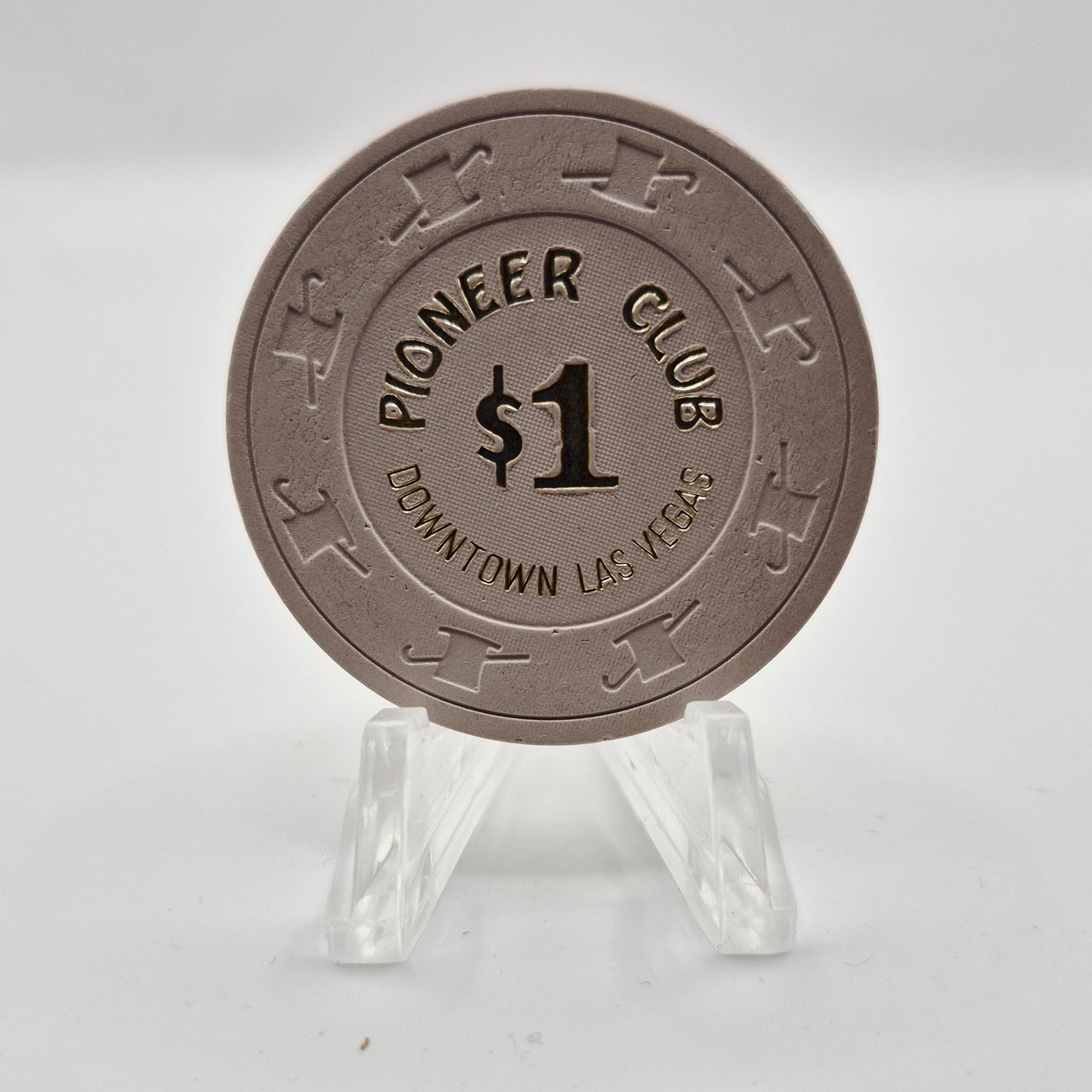 Pioneer Club Casino Las Vegas Nevada 1983 $1 Casino Chip N2892