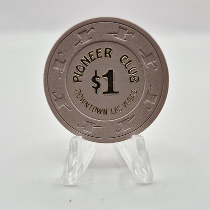 Pioneer Club Casino Las Vegas Nevada 1983 $1 Casino Chip N2892