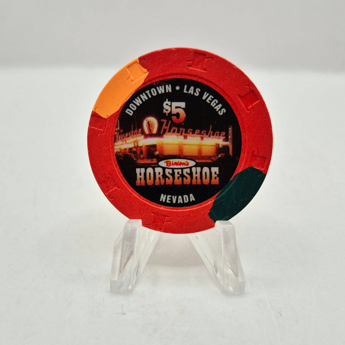 Binions Horseshoe Hotel Casino Las Vegas Nevada 2004 '1950s Hotel' $5 Casino Chip E3137 *Circulated