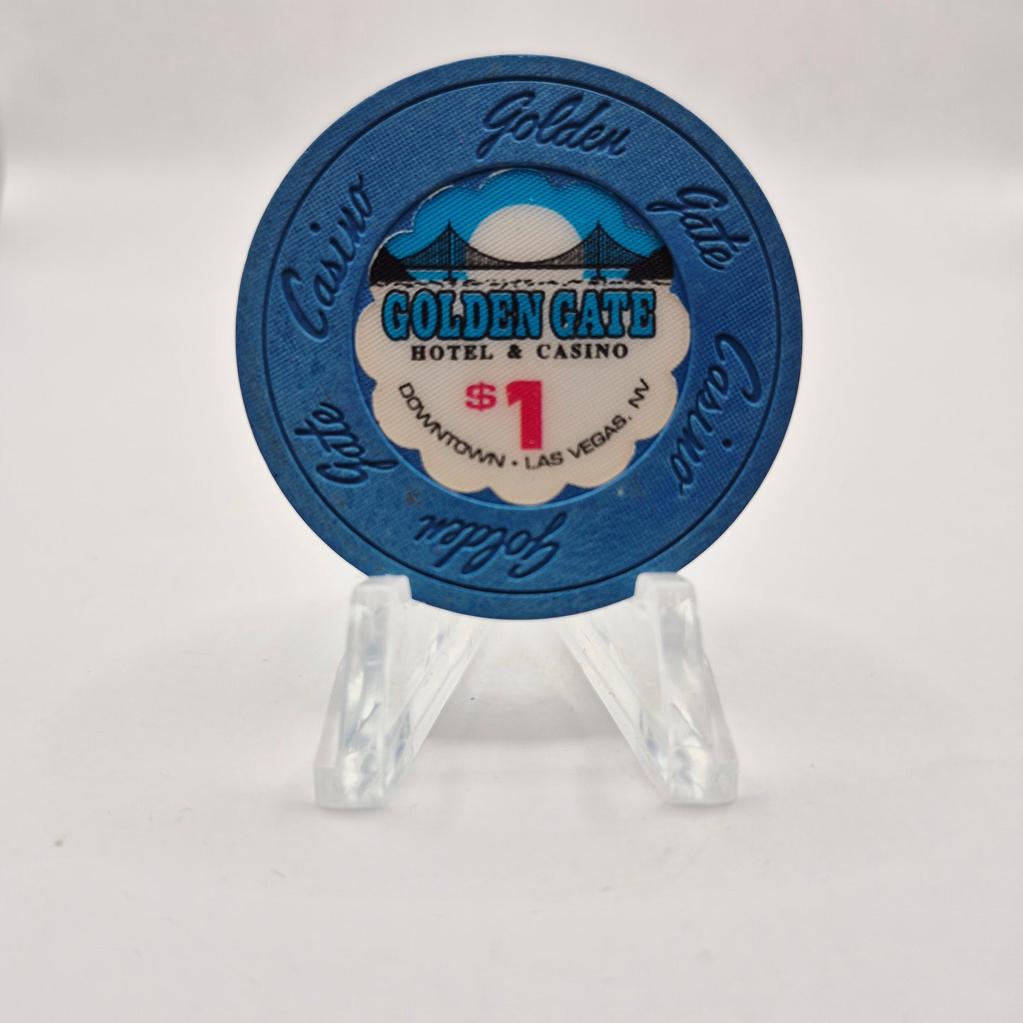 Golden Gate Casino Las Vegas Nevada 2001 $1 Casino Chip V6572