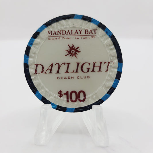 Mandalay Bay Hotel Casino Las Vegas Nevada 2013 "Daylight Beach Club" $100 Casino Chip D1652
