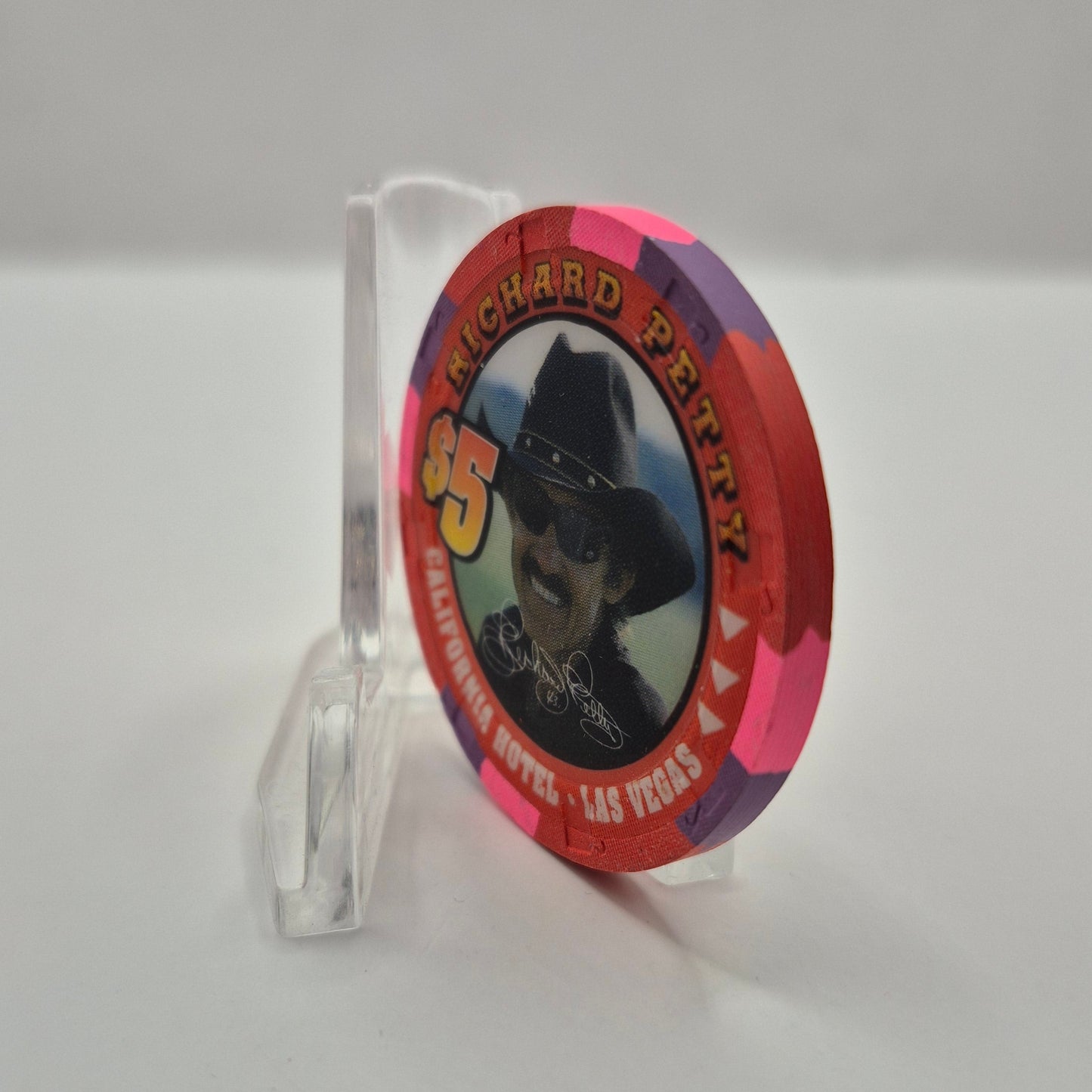 California Hotel Casino Las Vegas Nevada 2000 'Richard Petty' $5 Casino Chip V3826